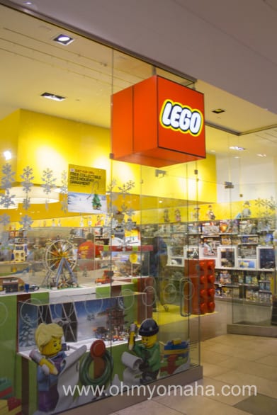 LEGO store inside Oak Park Mall in Overland Park, Kansas