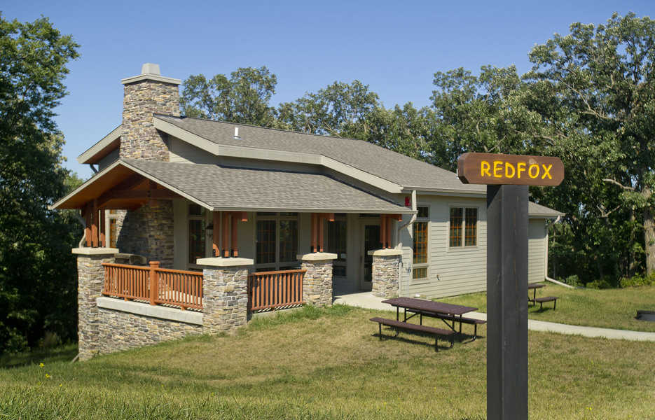 Exterior of a mini lodge cabin at Ponca State Park in eastern Nebraska. The mini lodges at Ponca are among the most popular state cabins in Nebraska.