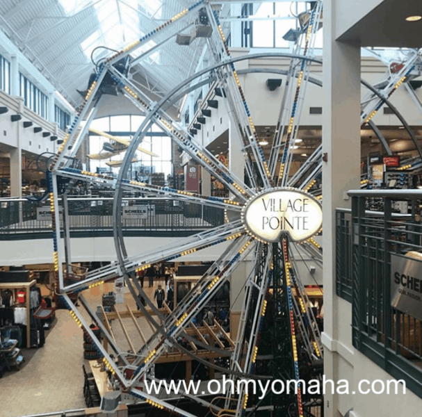 Scheels Omaha Ferris Wheel