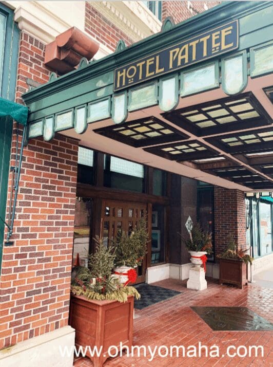 Exterior of Hotel Pattee in Perry Iowa