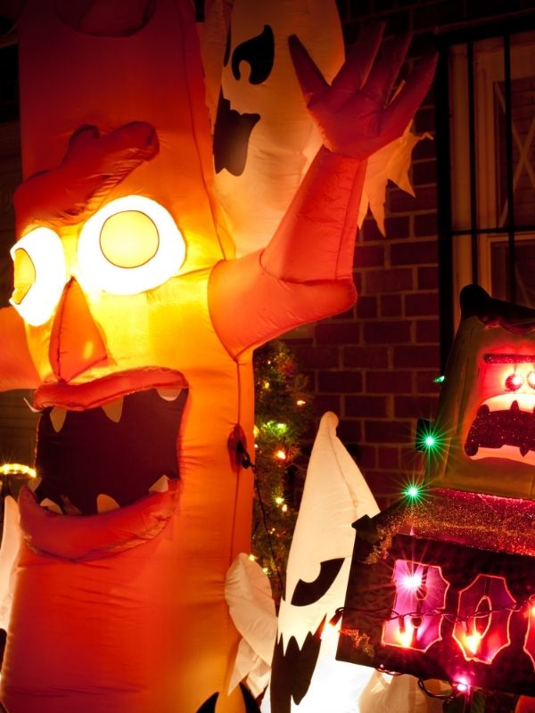 Halloween inflatable decoration