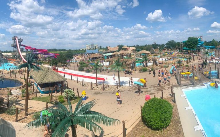 20+ Awesome Outdoor Waterparks Near Omaha
