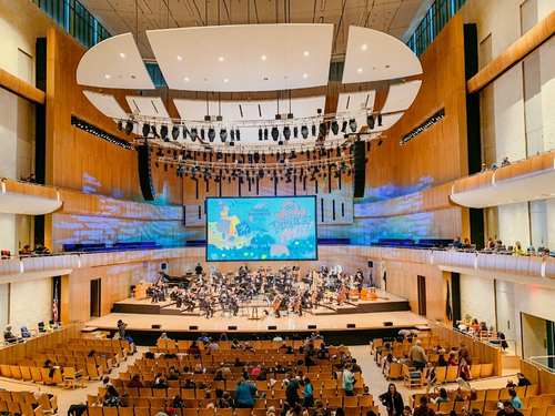 Omaha Symphony concert at Holland Performing Arts Center
