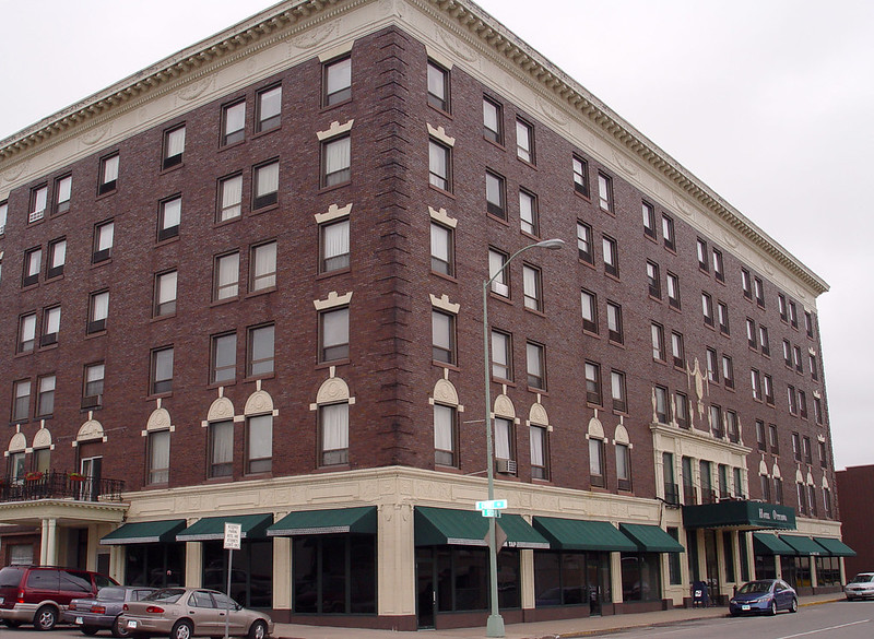 Brick exterior of the Hotel Ottumwa