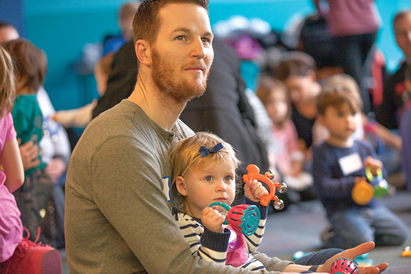 A father and daughter at the Baby ArtsPlay! Workshop