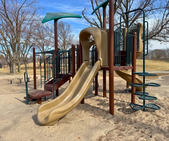 Regency-Park3