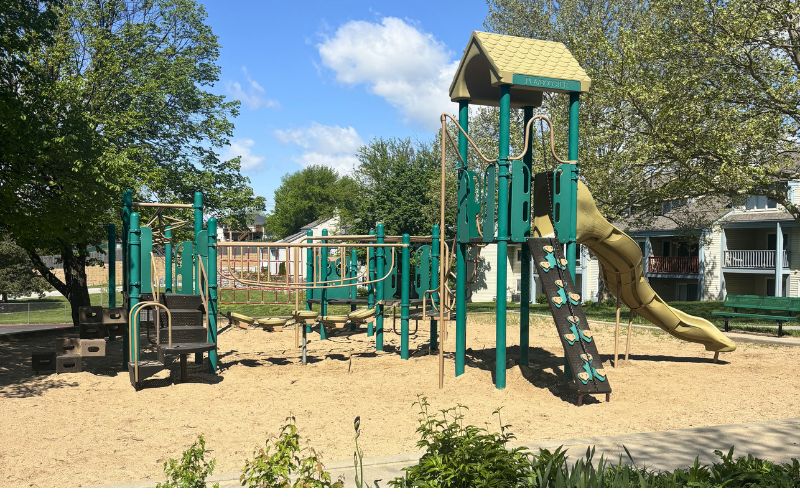Applewood-Heights-Park2