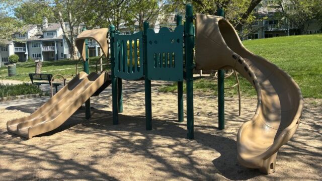 Applewood-Heights-Park3