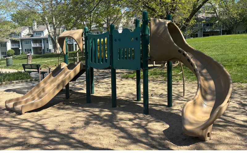 Applewood-Heights-Park3