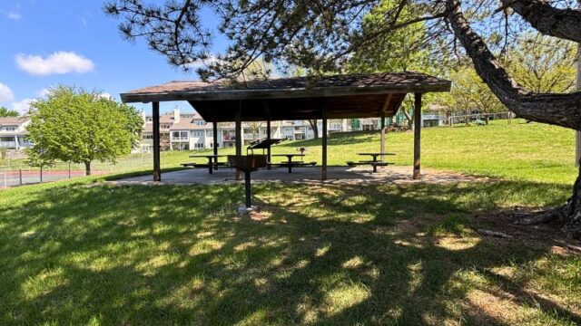 Applewood-Heights-Park6