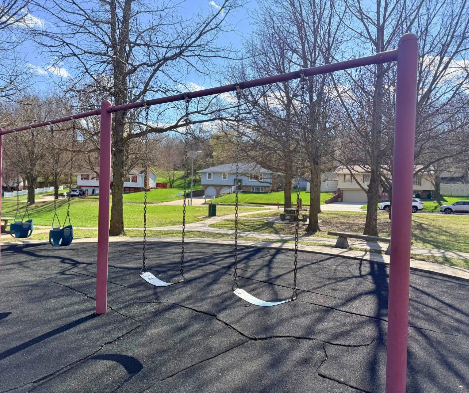 Raven-Oaks-Park2