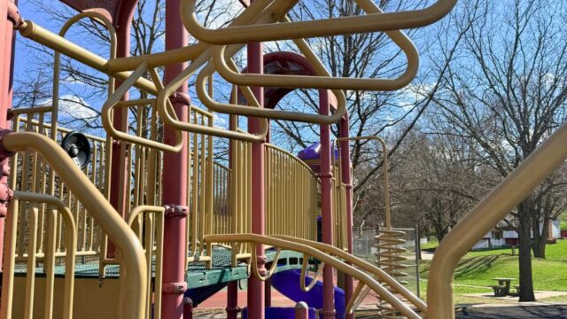 Raven-Oaks-Park3