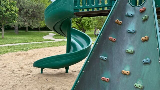Dewey-Park3