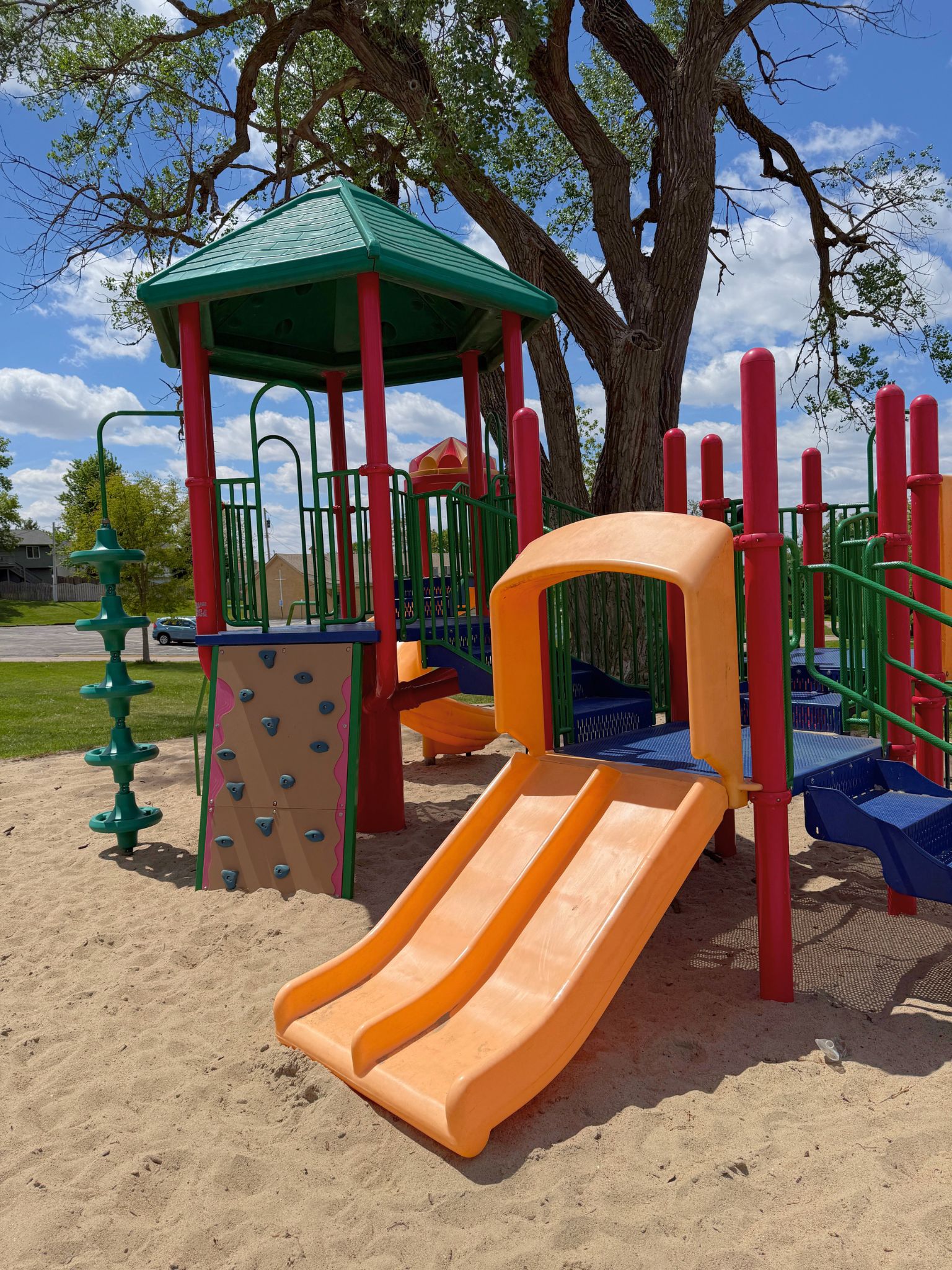 Faye-Boulevard-Park4