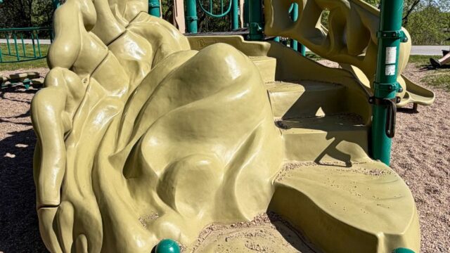 Hitchcock-Nature-Center-Playground