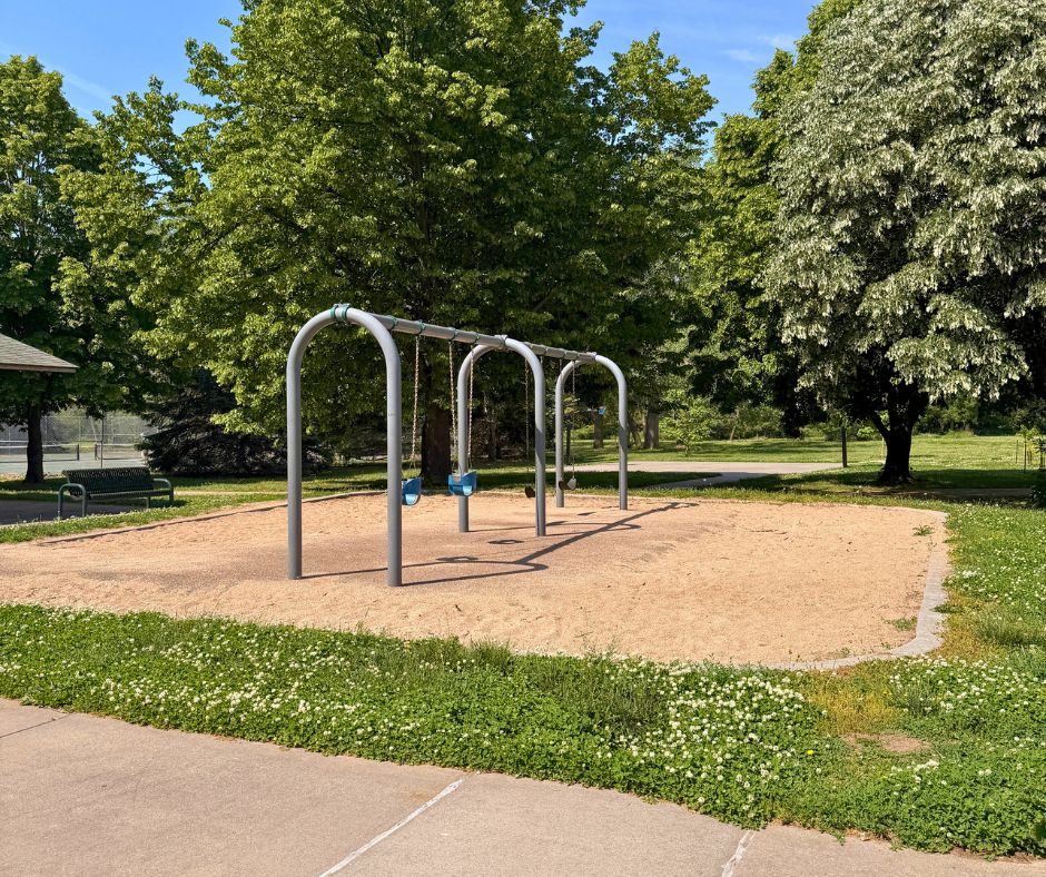Pacific-Meadows-Park2