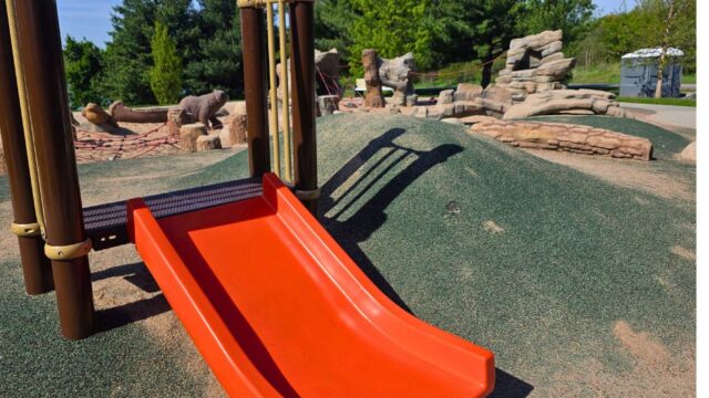 Standing-Bear-Lake-Park2